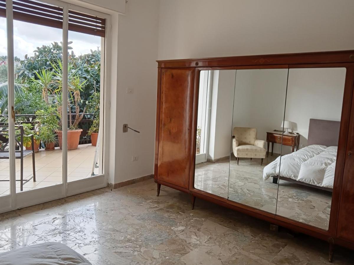 Habitación Doble con baño privado externo